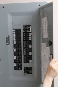 understanding circuit breakers